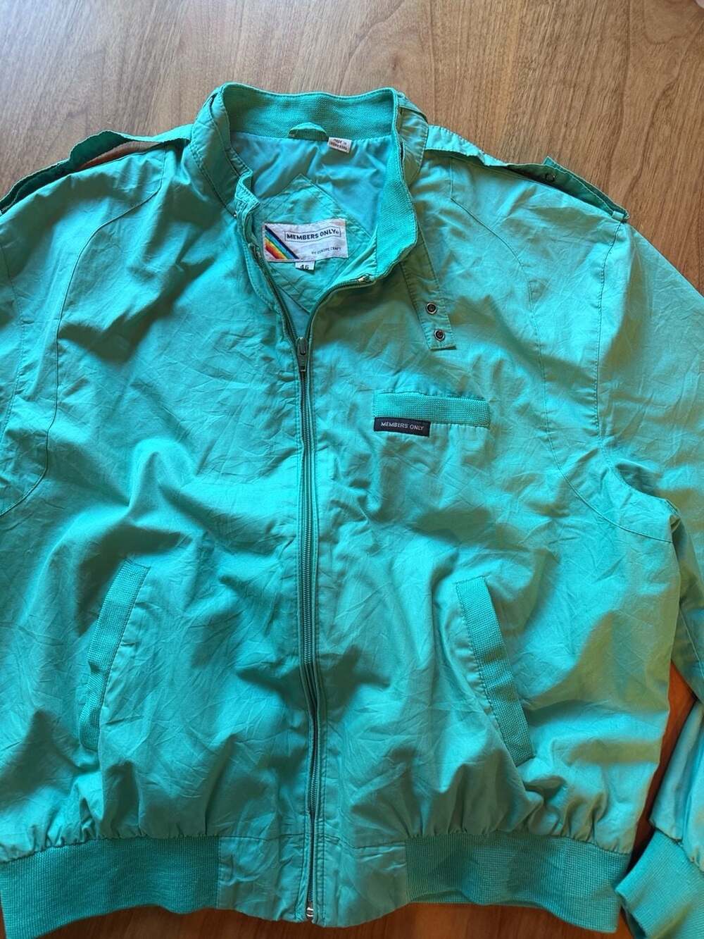 Members Only Vintage Jacket Size 46 Teal Classic Racer